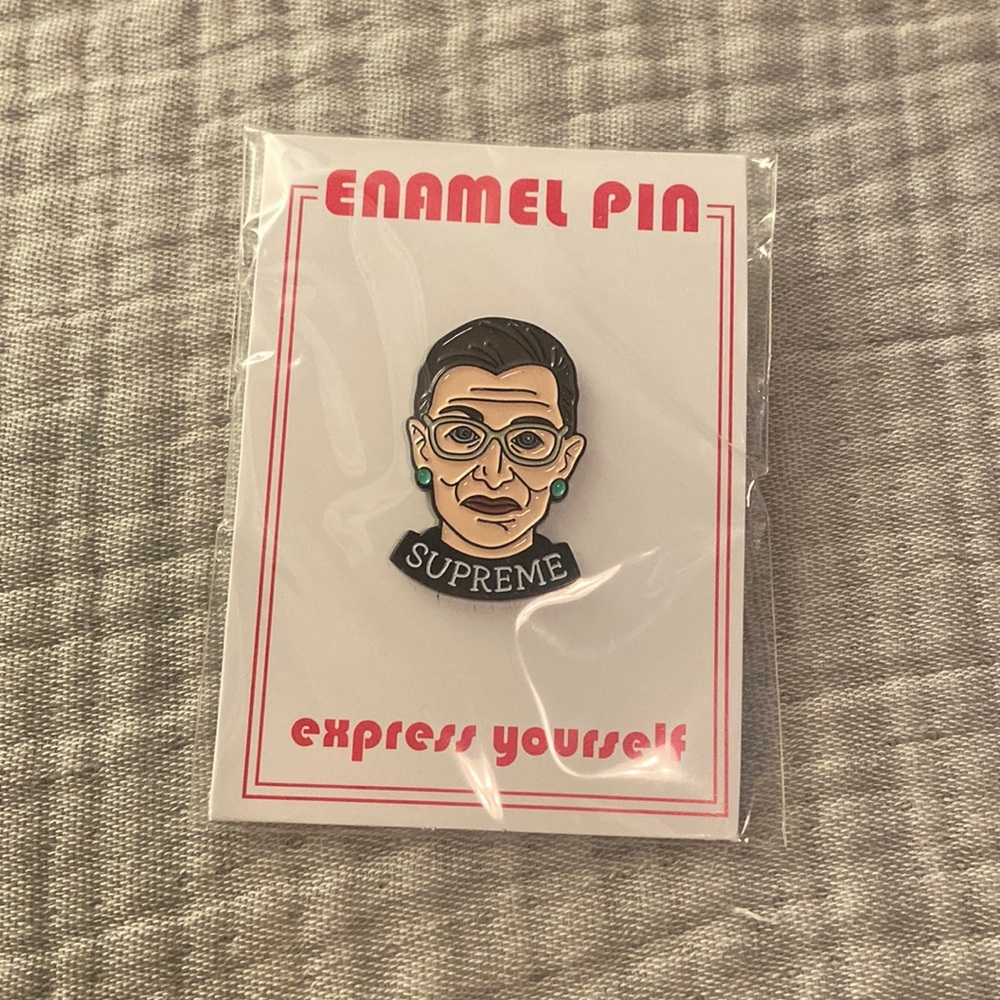 NWT Ruth Bader Ginsburg Pin